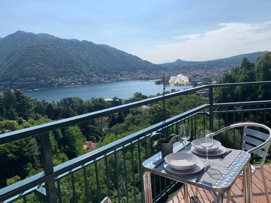 La Finestra Sul Lago Di Комо Экстерьер фото